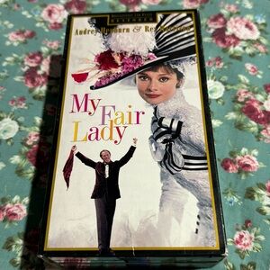 My Fair Lady 📼 Movie starring Audrey Hepburn & Rex Harrison. VHS vintage. 🍿 💫